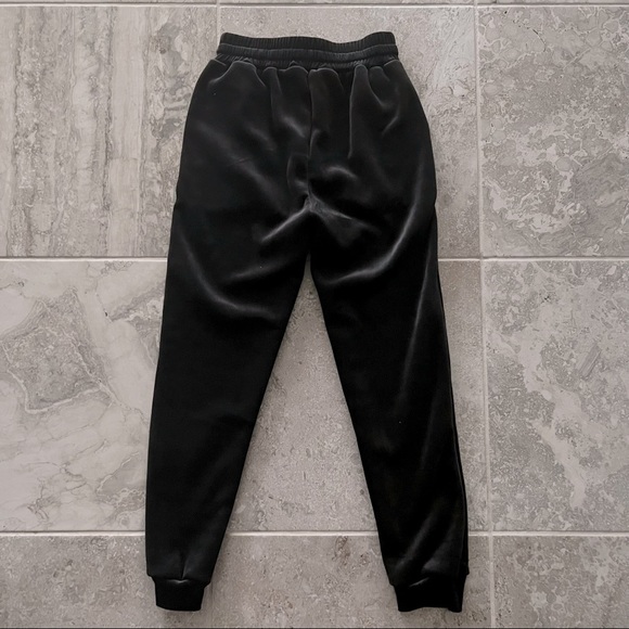 Black Velvet Joggers Size L/XL NWT - Picture 5 of 6